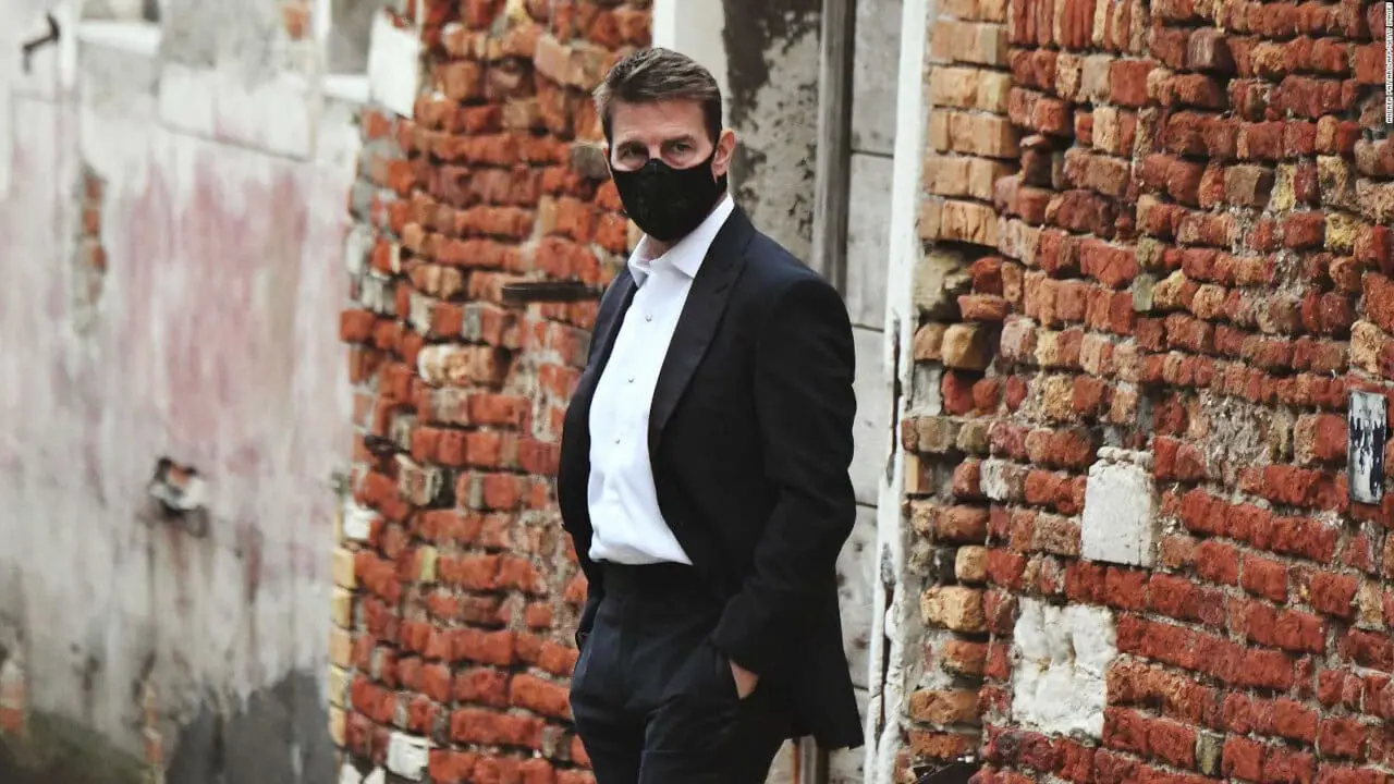 201216122612-tom-cruise-mission-impossible-filmiing-1020-full-169.jpg