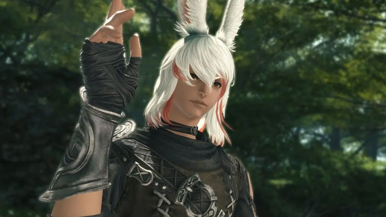 FFXIV: Endwalker — Warrior of Light overlooking the moon and stars