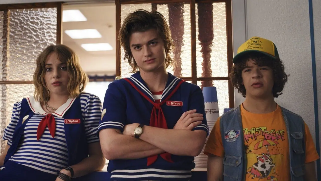 Stranger Things 3 — Episode 4: The Sauna Test thumbnail