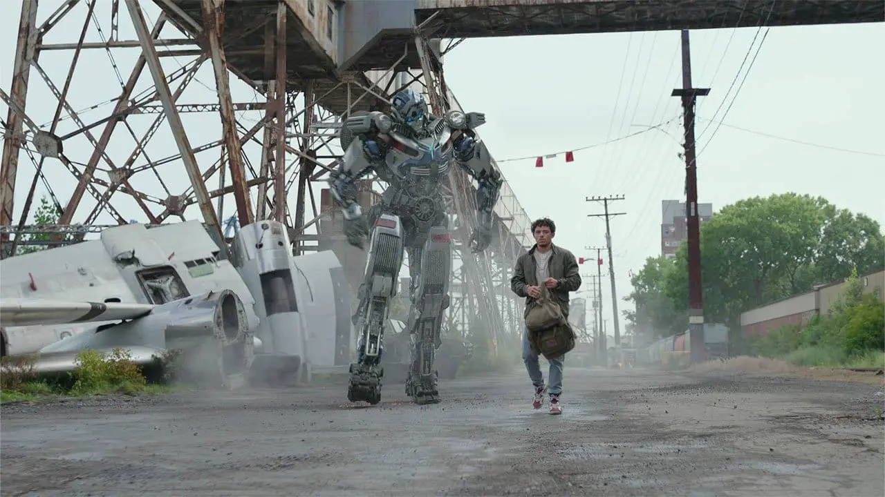 Noah Diaz meets Mirage in Transformers: Rise of the Beasts