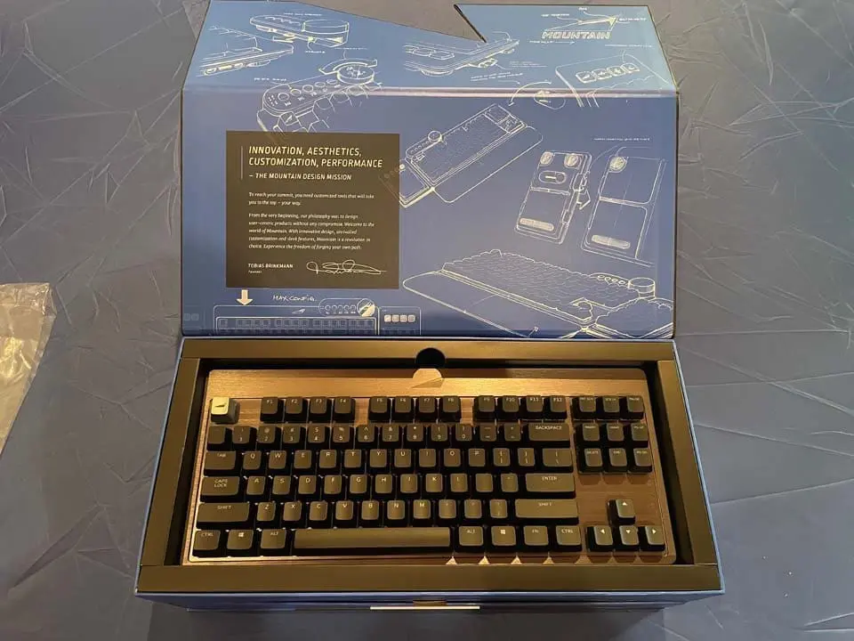 Unboxing 5