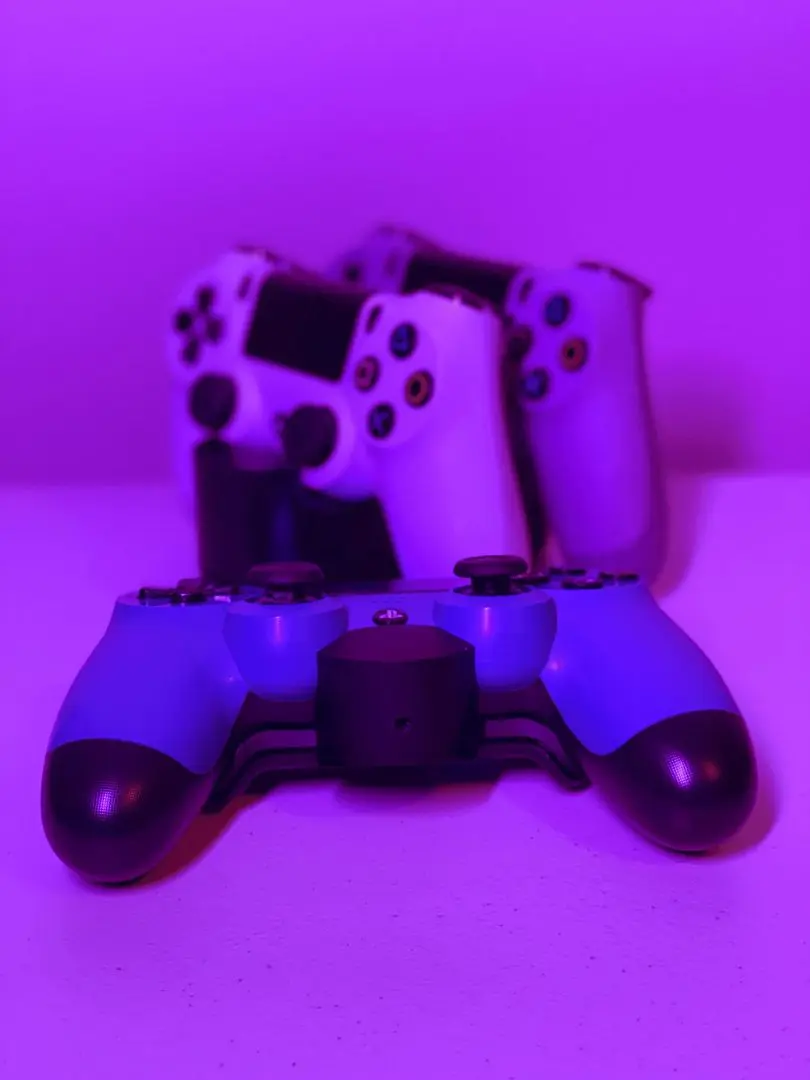 DualShock 4 Back Button Attachment — product photo (angled view)