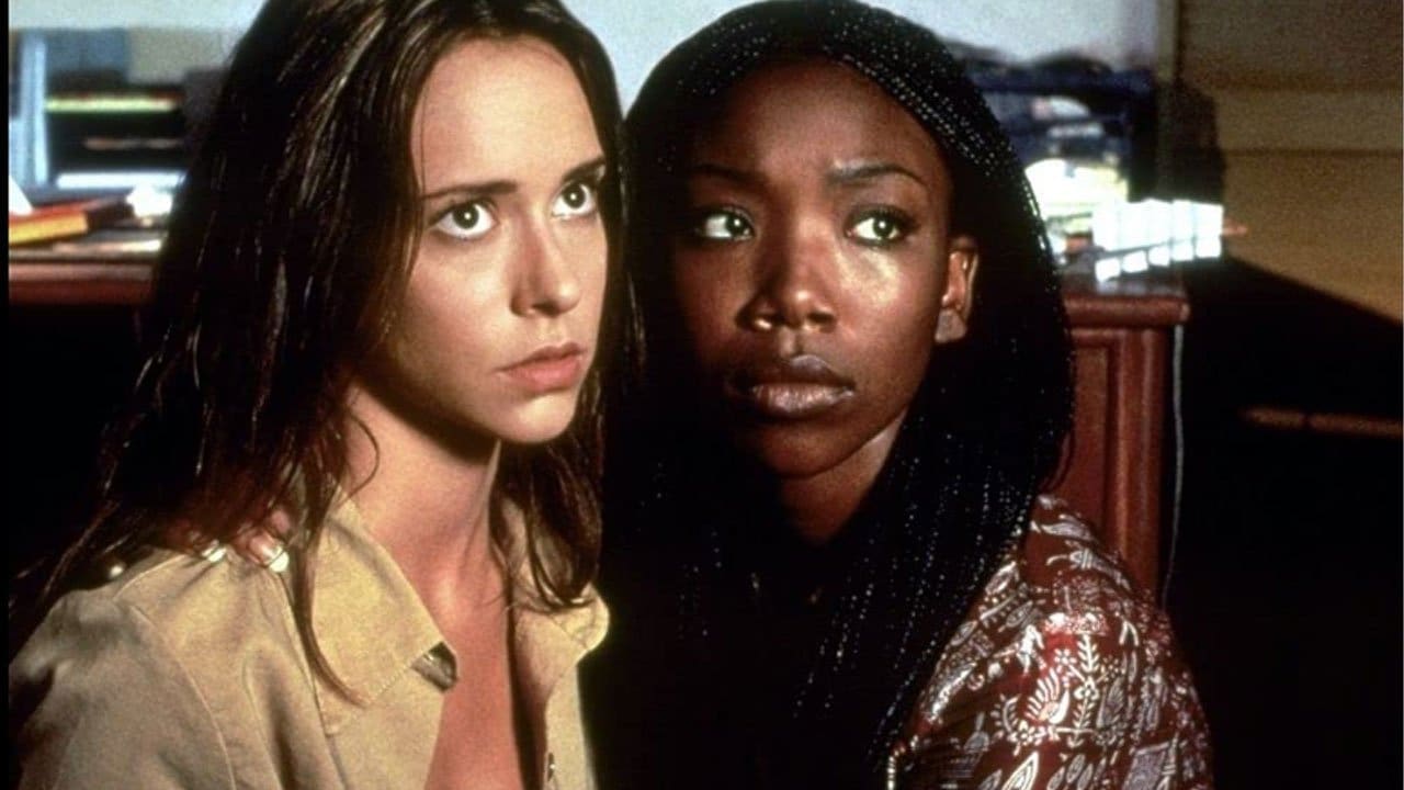 Legacy sequel for I Know What You Did Last Summer in works with Jennifer Love Hewitt and Freddie Prinze Jr to return