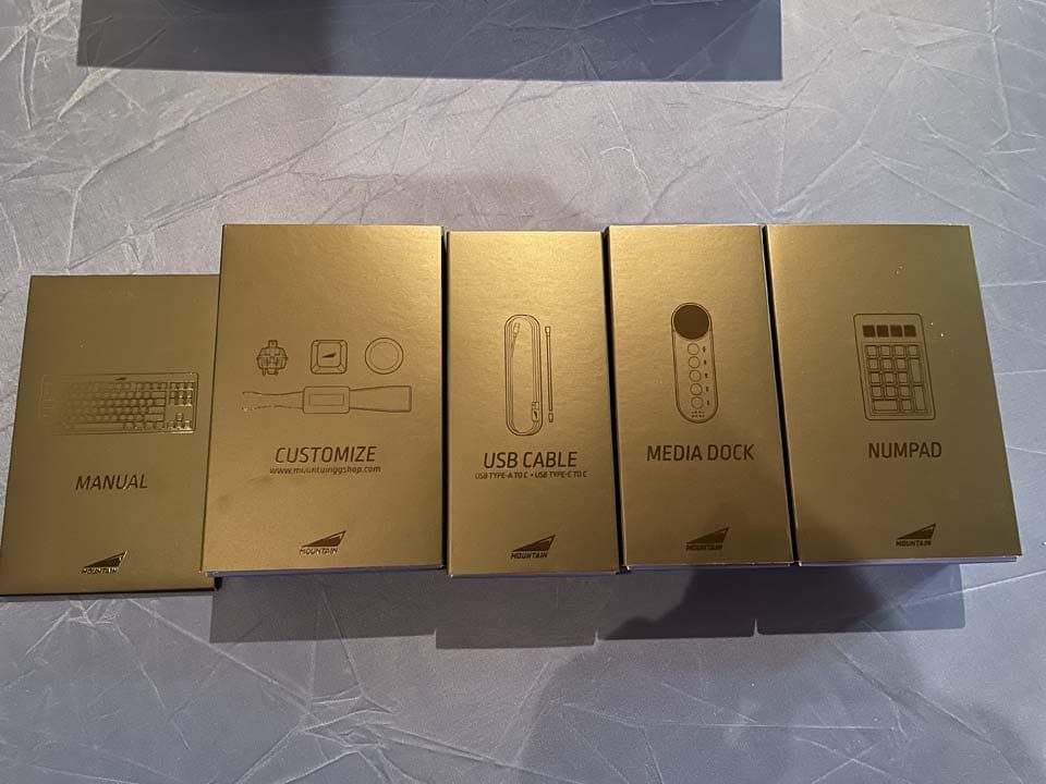 Unboxing 9