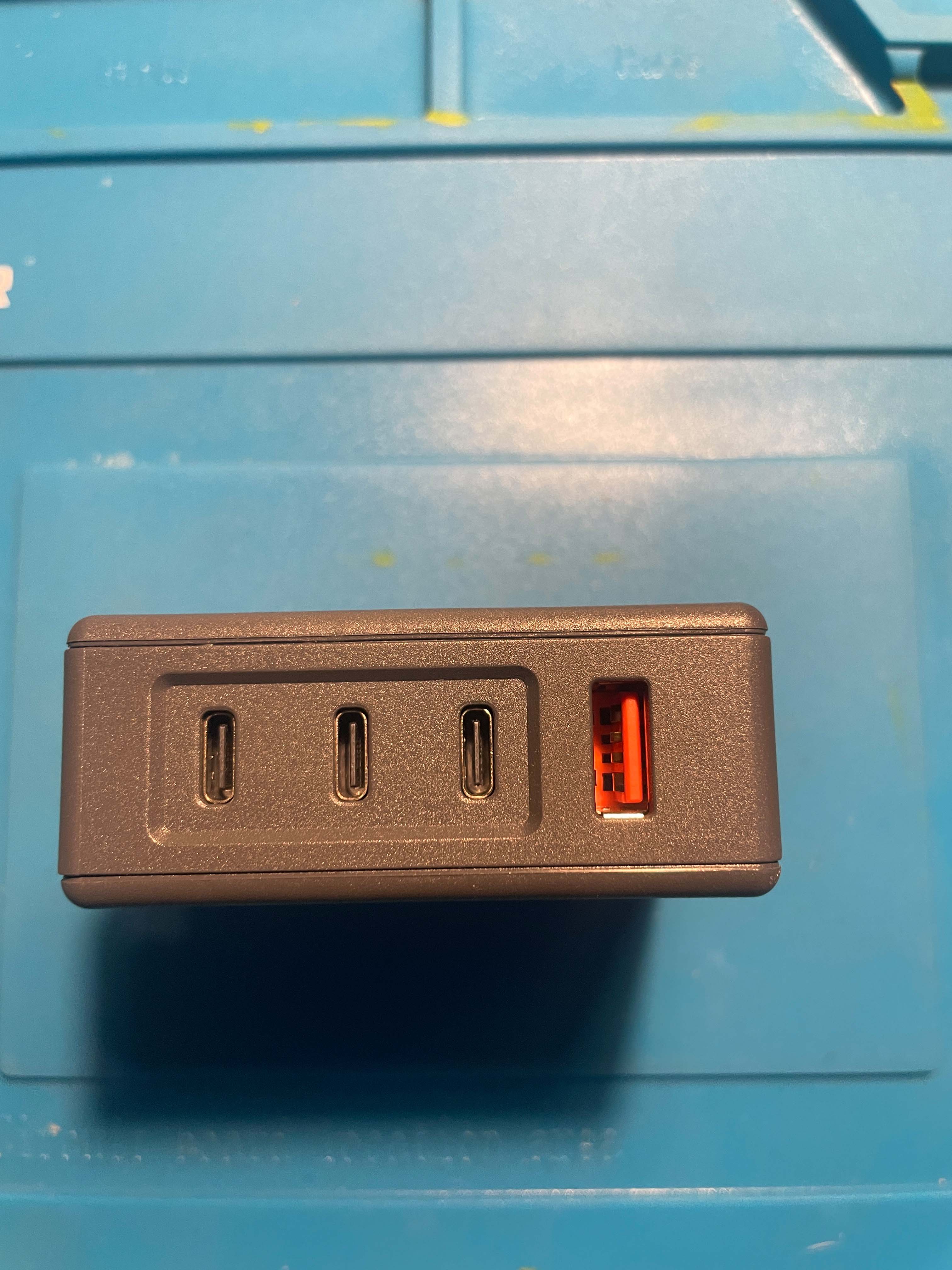 SlimQ F110 100w 3C1A 4 Port Charger Review