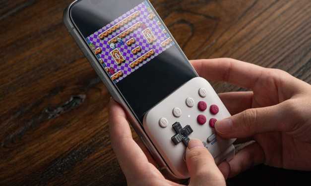 8BitDo Launches FlipPad USB-C Mobile Controller